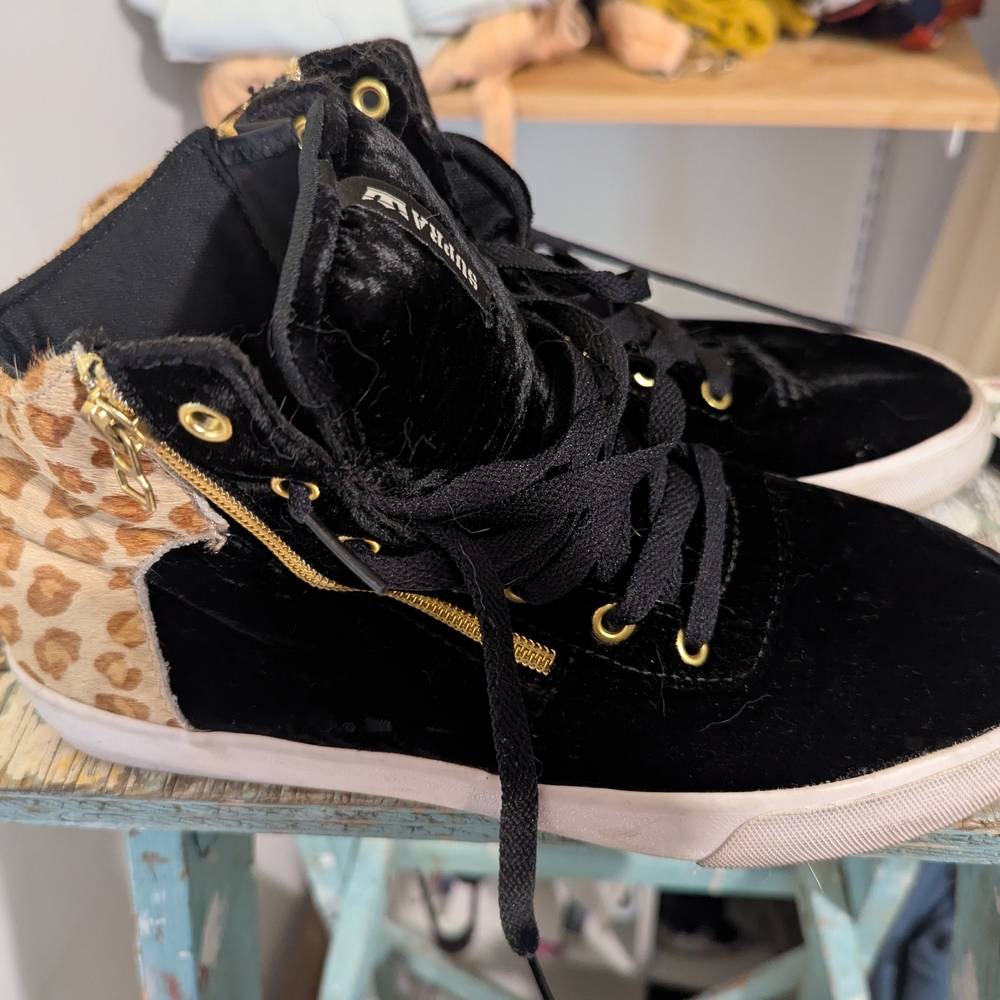Supra Black and Tan Sneakers with Lace-Up Design